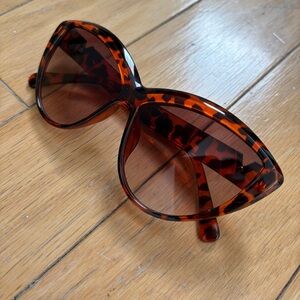 Tortoiseshell Cat-Eye Sunglasses